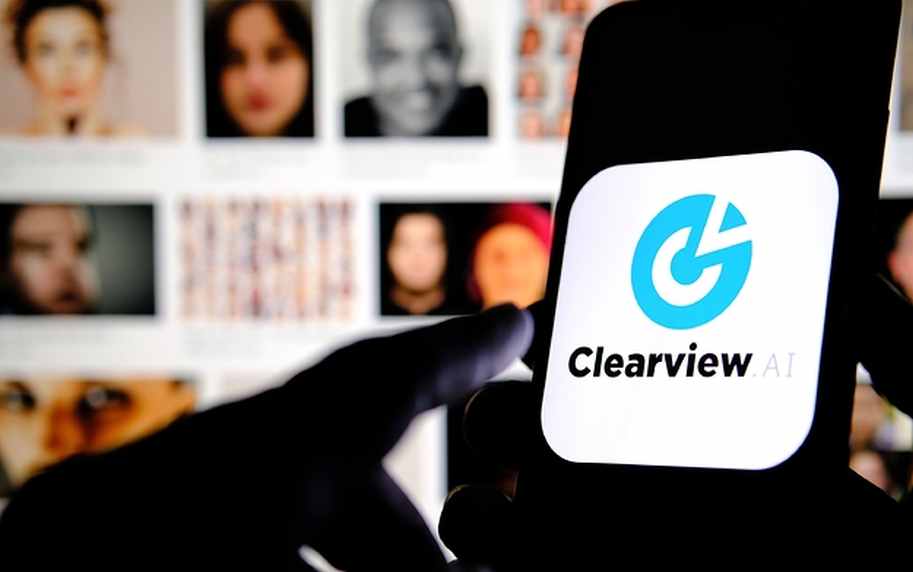Clearview AI，一家有争议的面部识别初创公司，未经许可扫描人们的照片，同意限制以解决诉讼