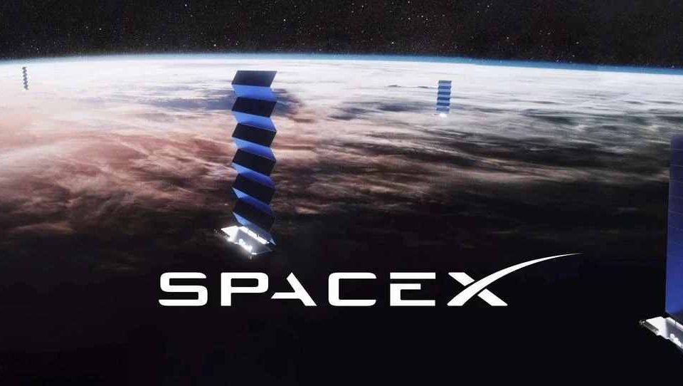 据路透社报道，SpaceX 正在为美国情报机构建设间谍卫星网络